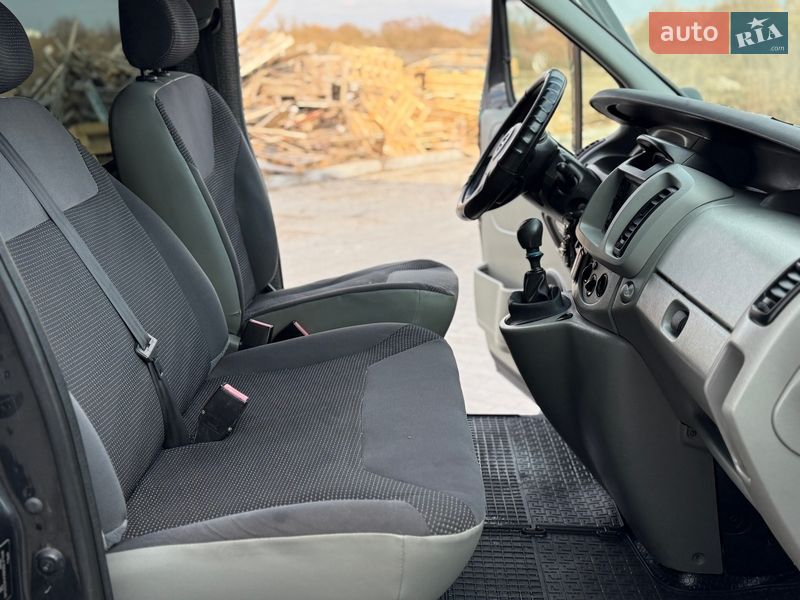 Минивэн Opel Vivaro 2004 в Хмельницком фото 25 Минивэн Opel Vivaro 2004 в Хмельницком