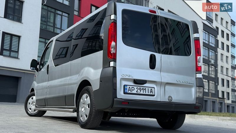 Минивэн Opel Vivaro 2012 в Ивано-Франковске фото 12 Минивэн Opel Vivaro 2012 в Ивано-Франковске