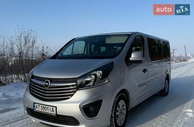 Минивэн Opel Vivaro 2017 в Калуше