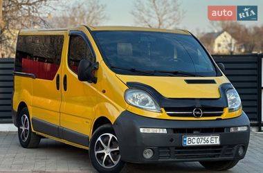 Мінівен Opel Vivaro 2004 в Надвірній