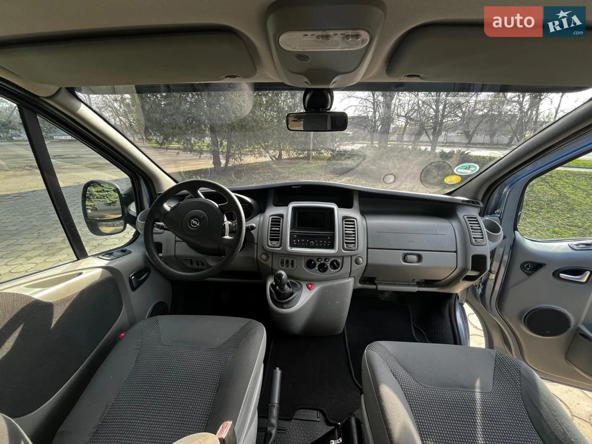 2010 Opel Vivaro - мініатюра 14