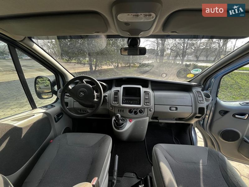 Минивэн Opel Vivaro 2010 в Вознесенске фото 14 Минивэн Opel Vivaro 2010 в Вознесенске