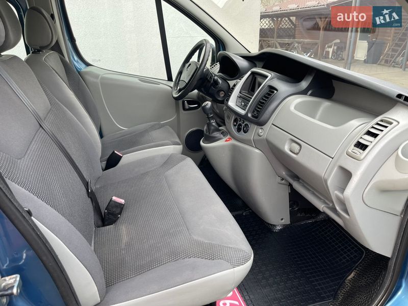 Минивэн Opel Vivaro 2013 в Ковеле