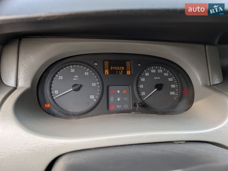 Минивэн Opel Vivaro 2006 в Бердичеве