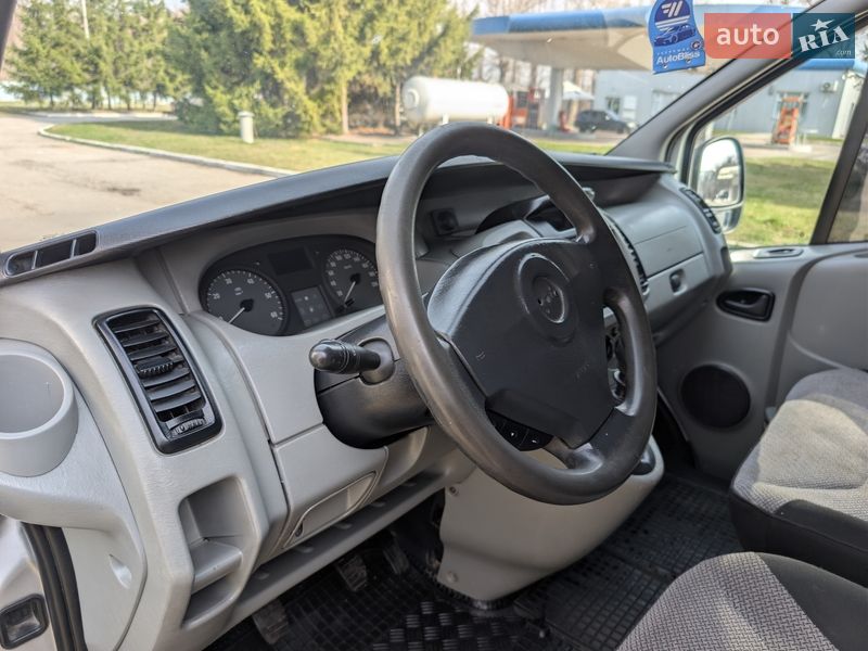 Минивэн Opel Vivaro 2006 в Бердичеве