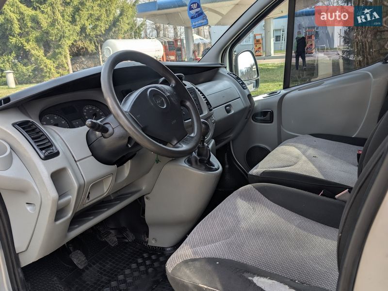 Минивэн Opel Vivaro 2006 в Бердичеве