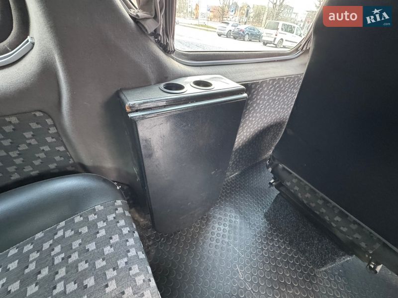 Мінівен Opel Vivaro 2003 в Луцьку