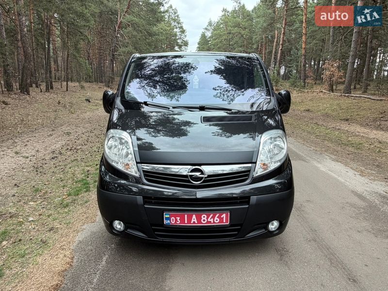 Минивэн Opel Vivaro 2014 в Киеве фото 14 Минивэн Opel Vivaro 2014 в Киеве