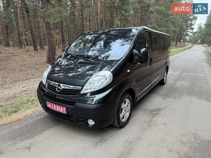 Минивэн Opel Vivaro 2014 в Киеве фото 16 Минивэн Opel Vivaro 2014 в Киеве