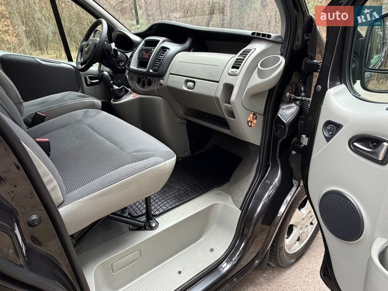 Минивэн Opel Vivaro 2014 в Киеве фото 56 Минивэн Opel Vivaro 2014 в Киеве