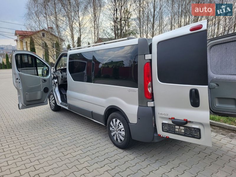 Минивэн Opel Vivaro 2009 в Хмельницком фото 50 Минивэн Opel Vivaro 2009 в Хмельницком