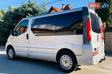 Минивэн Opel Vivaro 2009 в Киеве