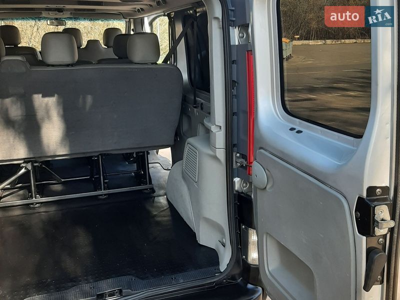 Мінівен Opel Vivaro 2011 в Полтаві