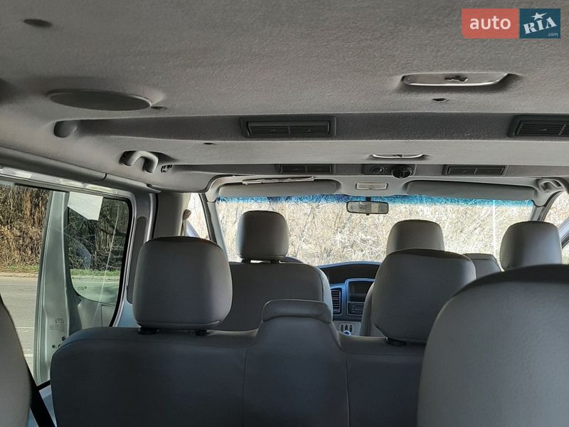 Мінівен Opel Vivaro 2011 в Полтаві