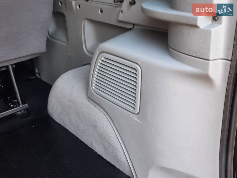 Мінівен Opel Vivaro 2011 в Полтаві