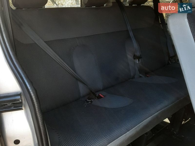 Мінівен Opel Vivaro 2011 в Полтаві