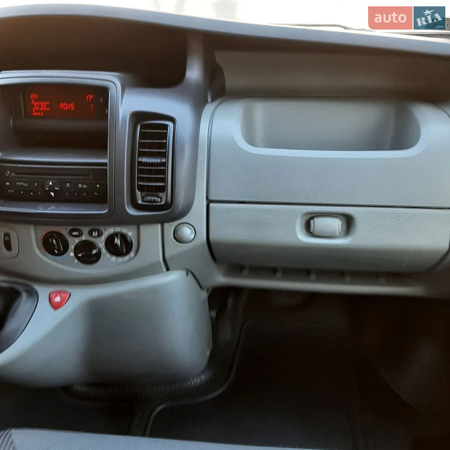 2011 Opel Vivaro - мініатюра 42