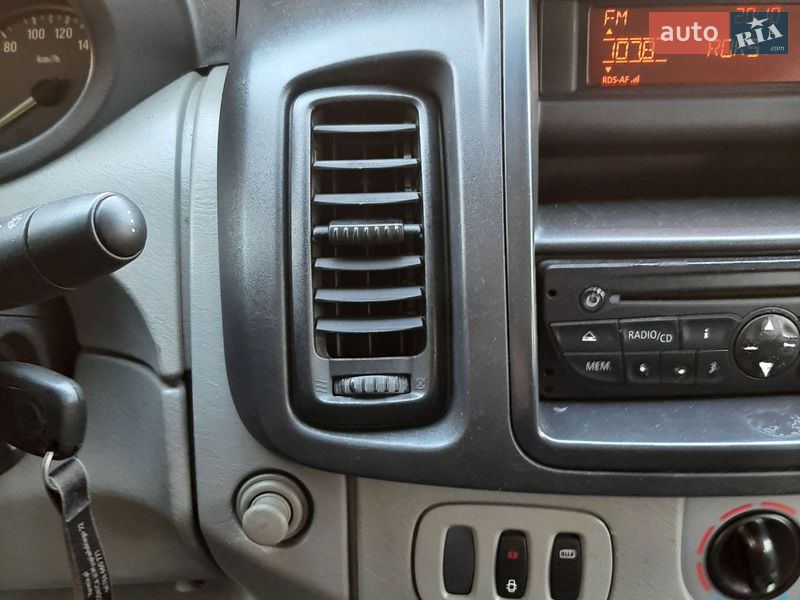 Мінівен Opel Vivaro 2011 в Полтаві