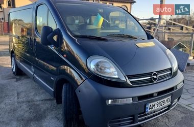 Вантажний фургон Opel Vivaro 2006 в Житомирі