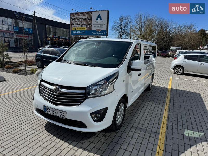 Opel Vivaro 2016
