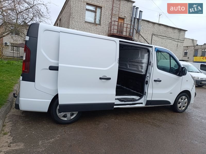 Грузовой фургон Opel Vivaro 2014 в Житомире