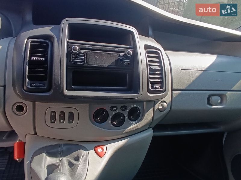 Вантажний фургон Opel Vivaro 2013 в Василькові