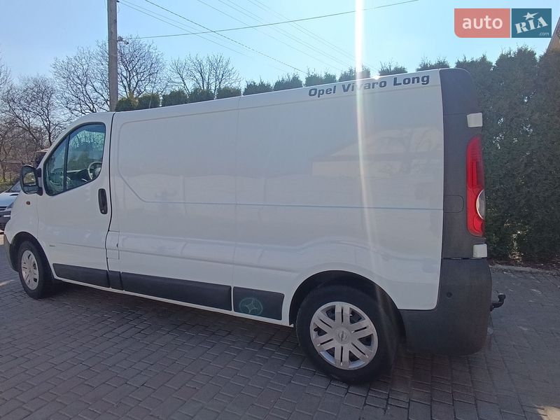 Вантажний фургон Opel Vivaro 2013 в Василькові