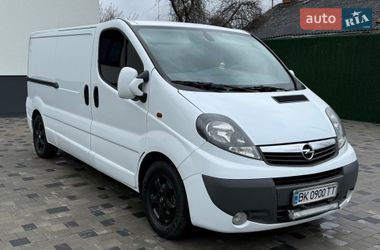 Грузовой фургон Opel Vivaro 2014 в Ровно