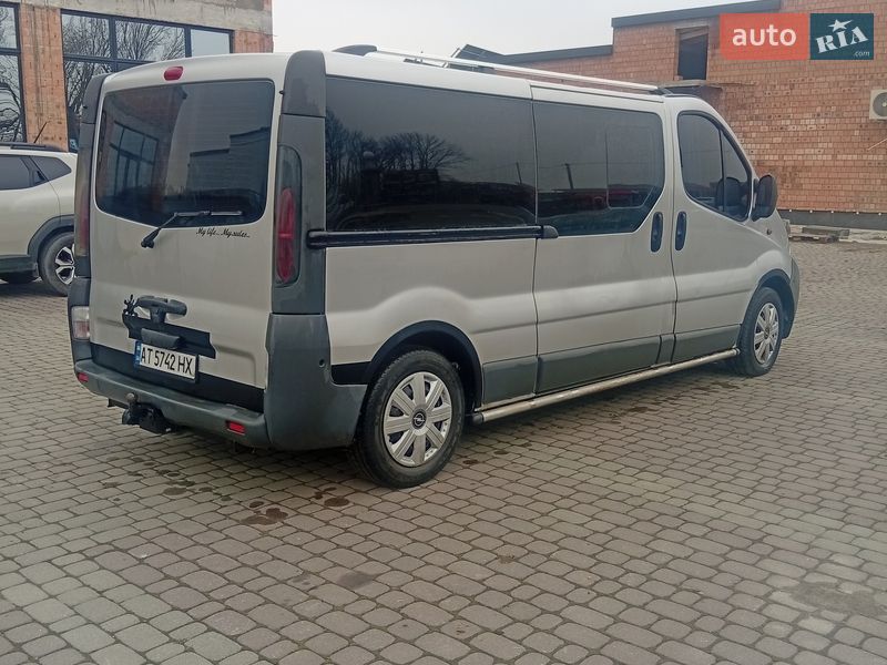 Opel Vivaro 2004