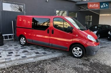 Грузопассажирский фургон Opel Vivaro 2013 в Ивано-Франковске