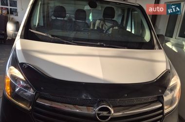 Грузовой фургон Opel Vivaro 2015 в Корсуне-Шевченковском
