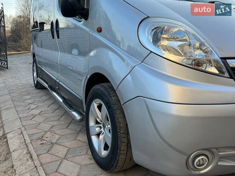 Минивэн Opel Vivaro 2008 в Коломые