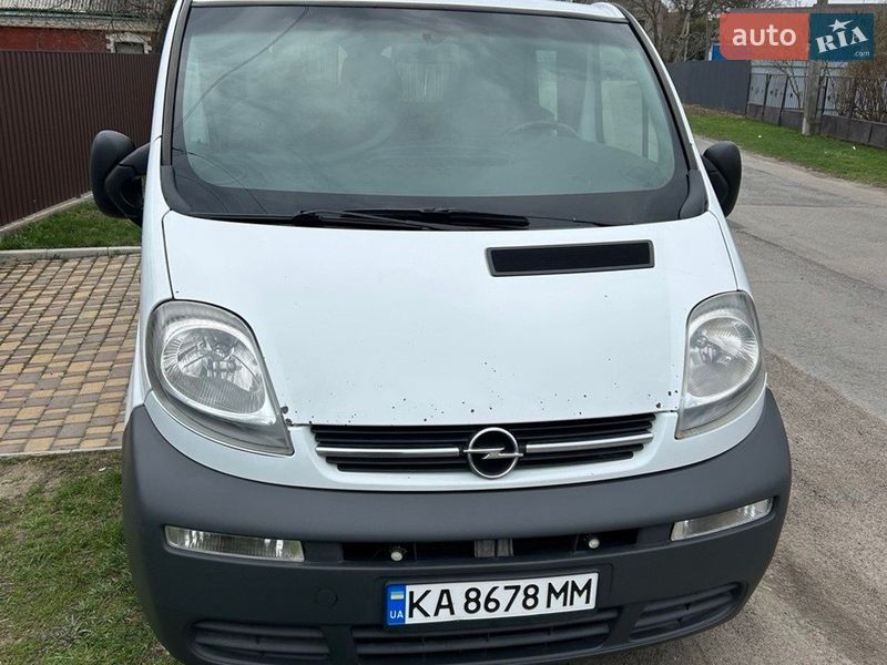 Мінівен Opel Vivaro 2005 в Умані