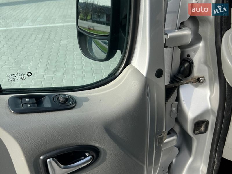 Минивэн Opel Vivaro 2013 в Здолбунове фото 57 Минивэн Opel Vivaro 2013 в Здолбунове