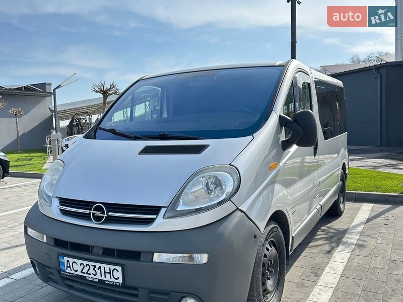 Минивэн Opel Vivaro 2002 в Луцке