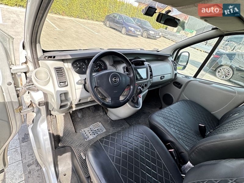 Минивэн Opel Vivaro 2002 в Луцке