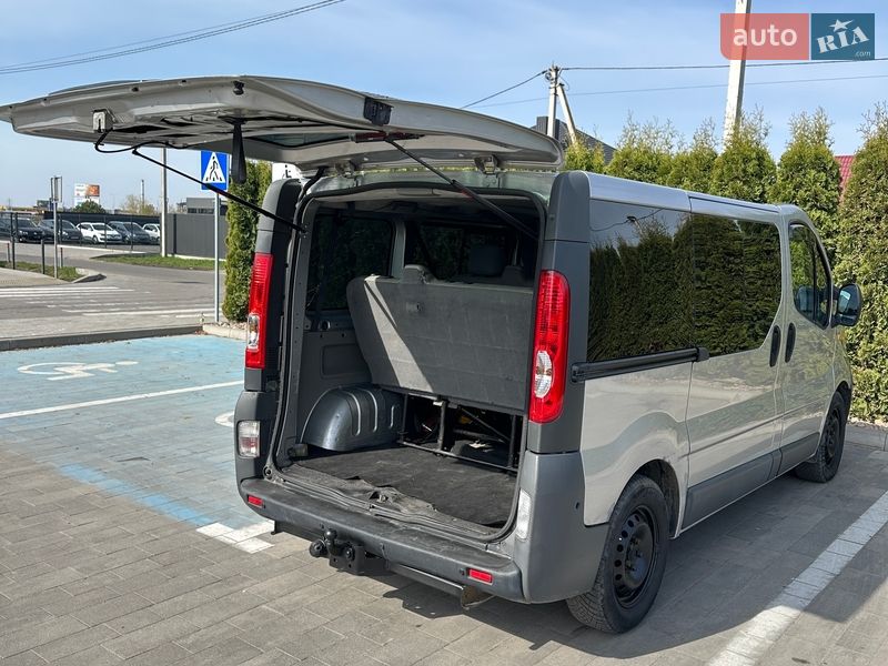 Минивэн Opel Vivaro 2002 в Луцке
