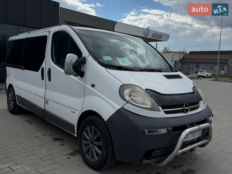 Opel Vivaro 2006