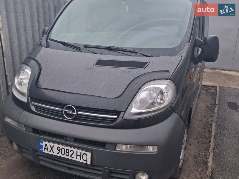 Opel Vivaro 2006