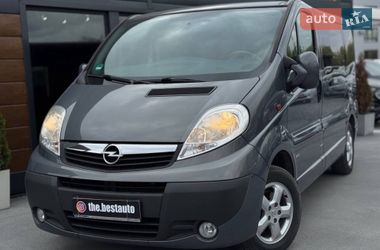 Мінівен Opel Vivaro 2010 в Рівному