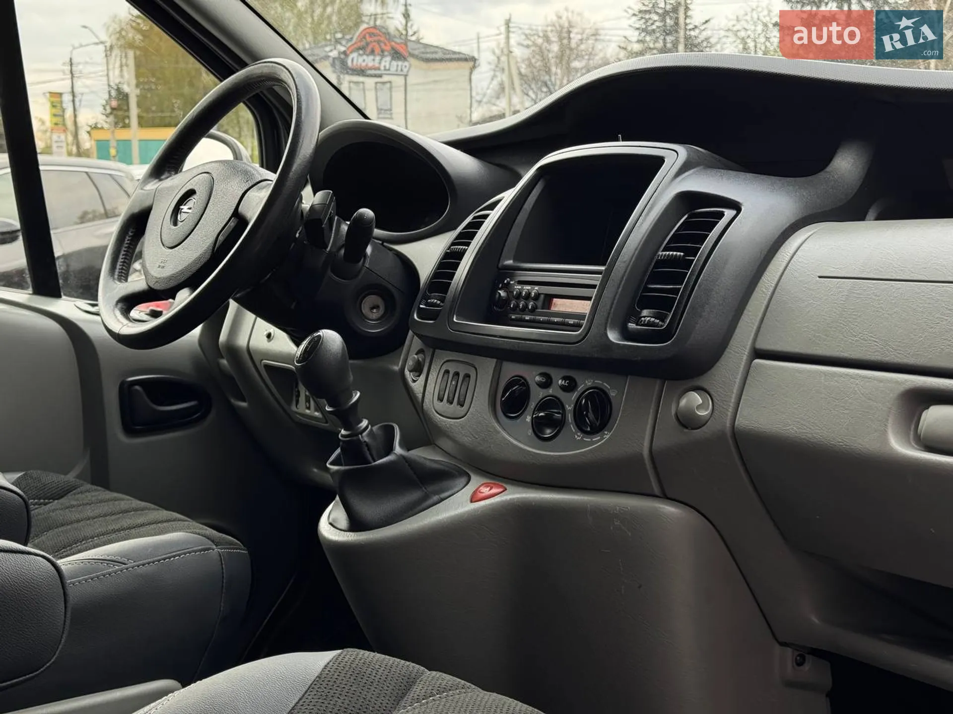 2010 Opel Vivaro - мініатюра 61