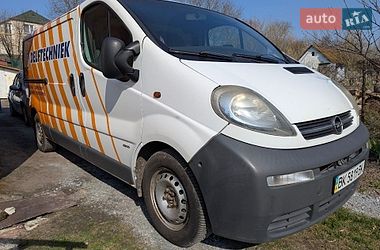 Минивэн Opel Vivaro 2005 в Ровно