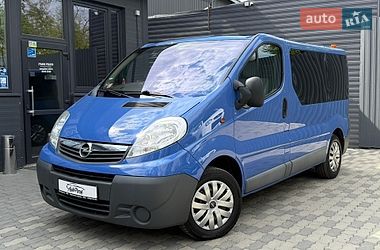Мінівен Opel Vivaro 2014 в Чернівцях