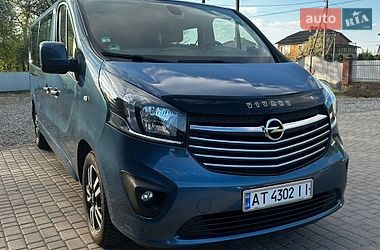 Мінівен Opel Vivaro 2015 в Снятині