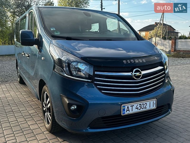 Opel Vivaro 2015