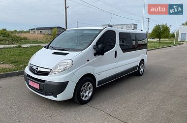 Минивэн Opel Vivaro 2011 в Виноградове