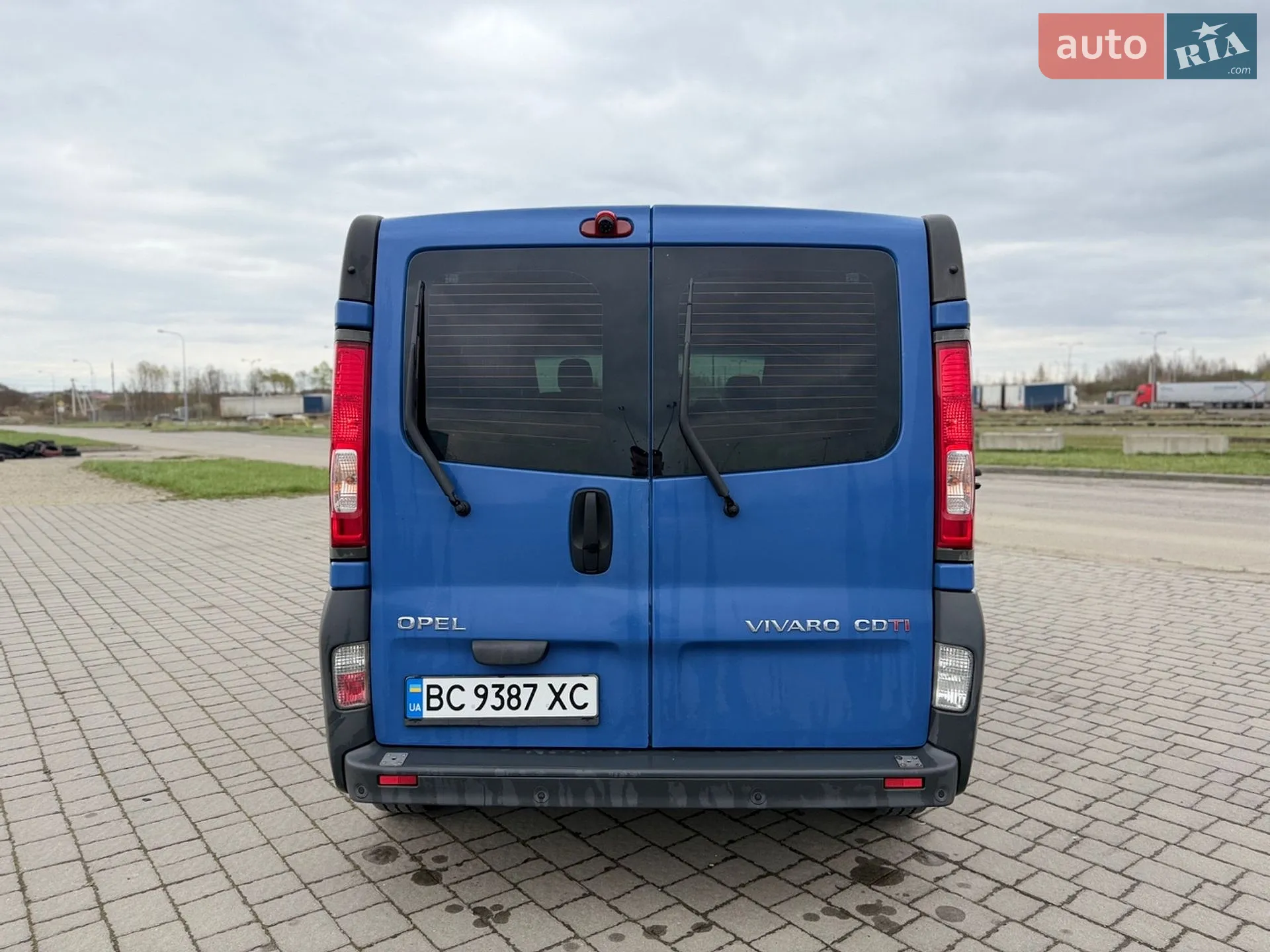 2010 Opel Vivaro - мініатюра 18