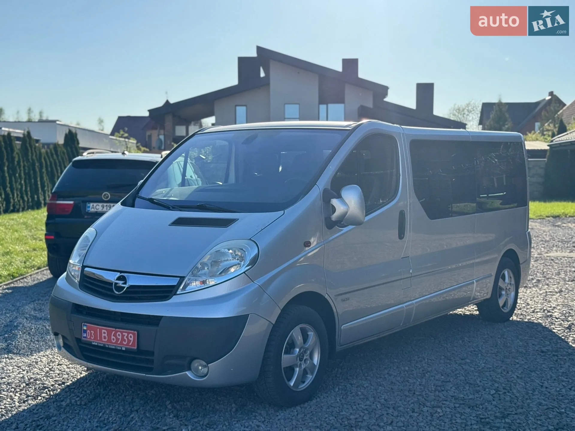 2010 Opel Vivaro - мініатюра 3