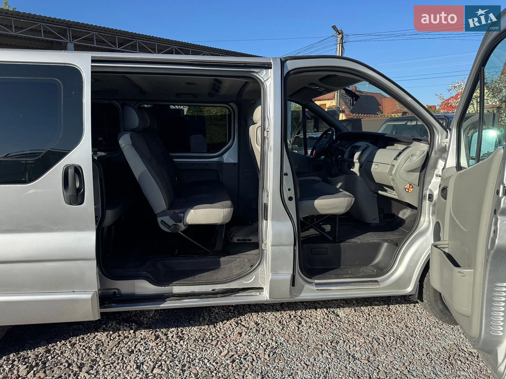 2010 Opel Vivaro - мініатюра 17