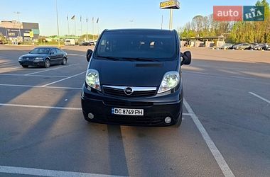 Минивэн Opel Vivaro 2012 в Львове